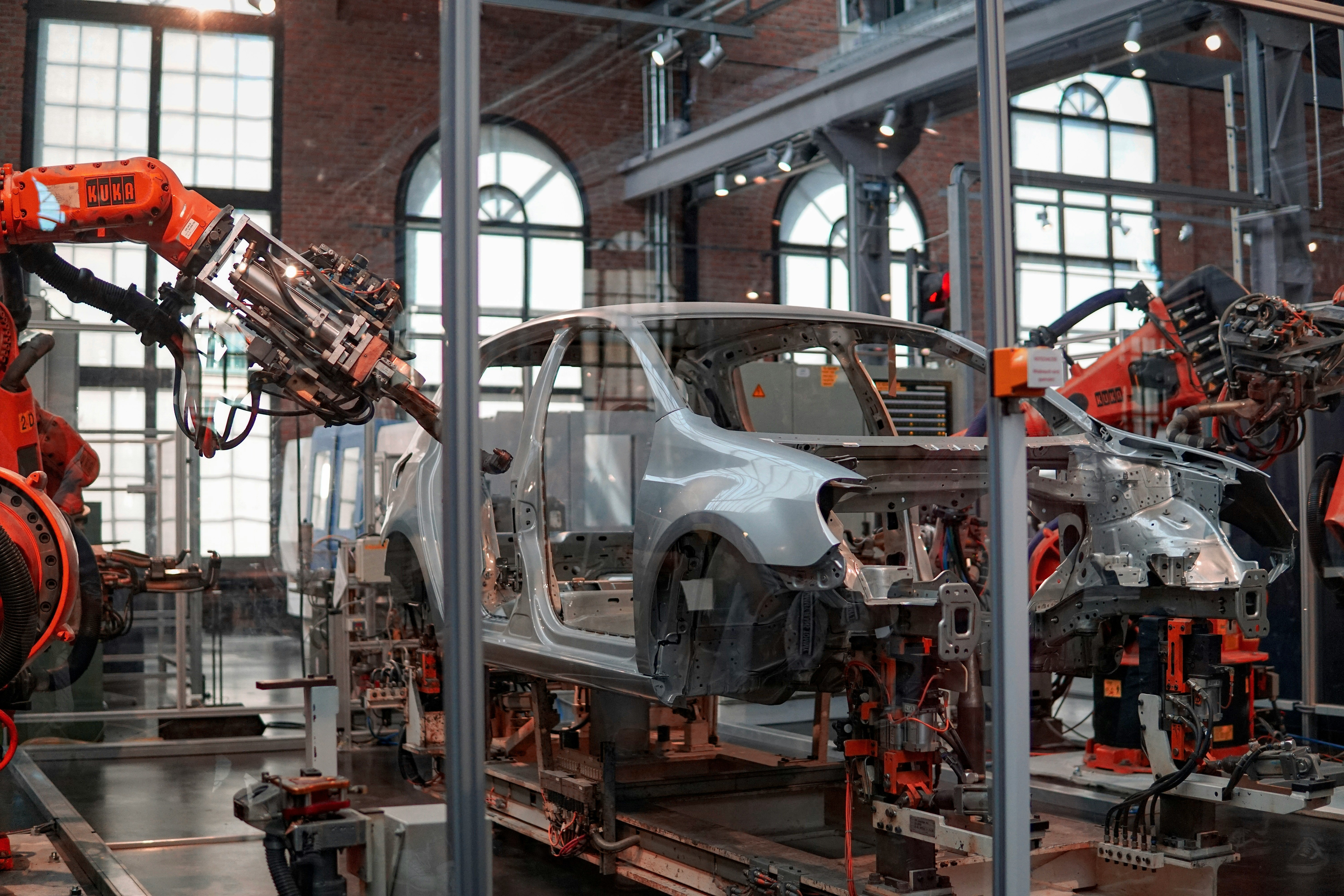 Advanced vehicle assembly line